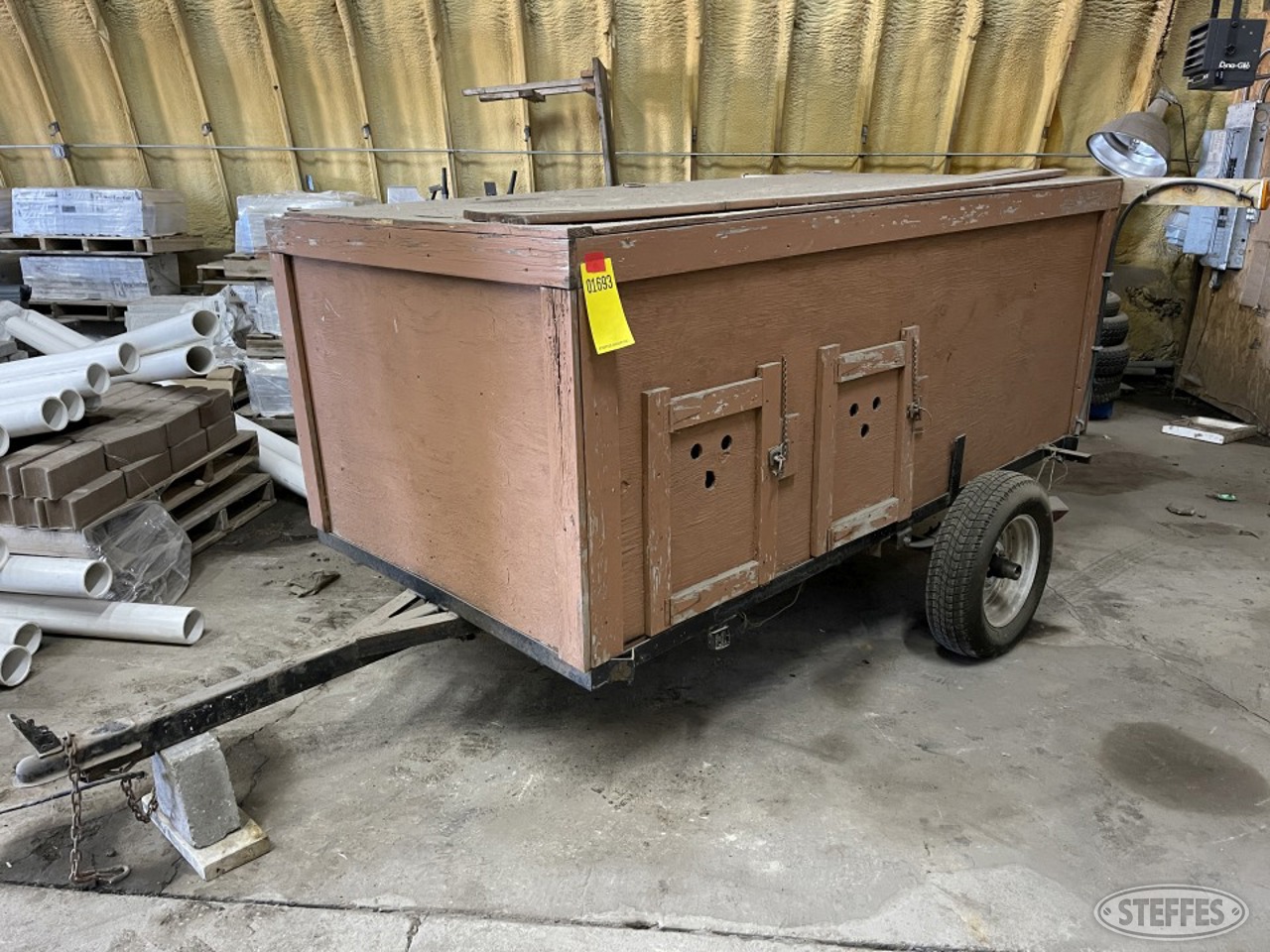 Single axle bumper hitch dog trailer